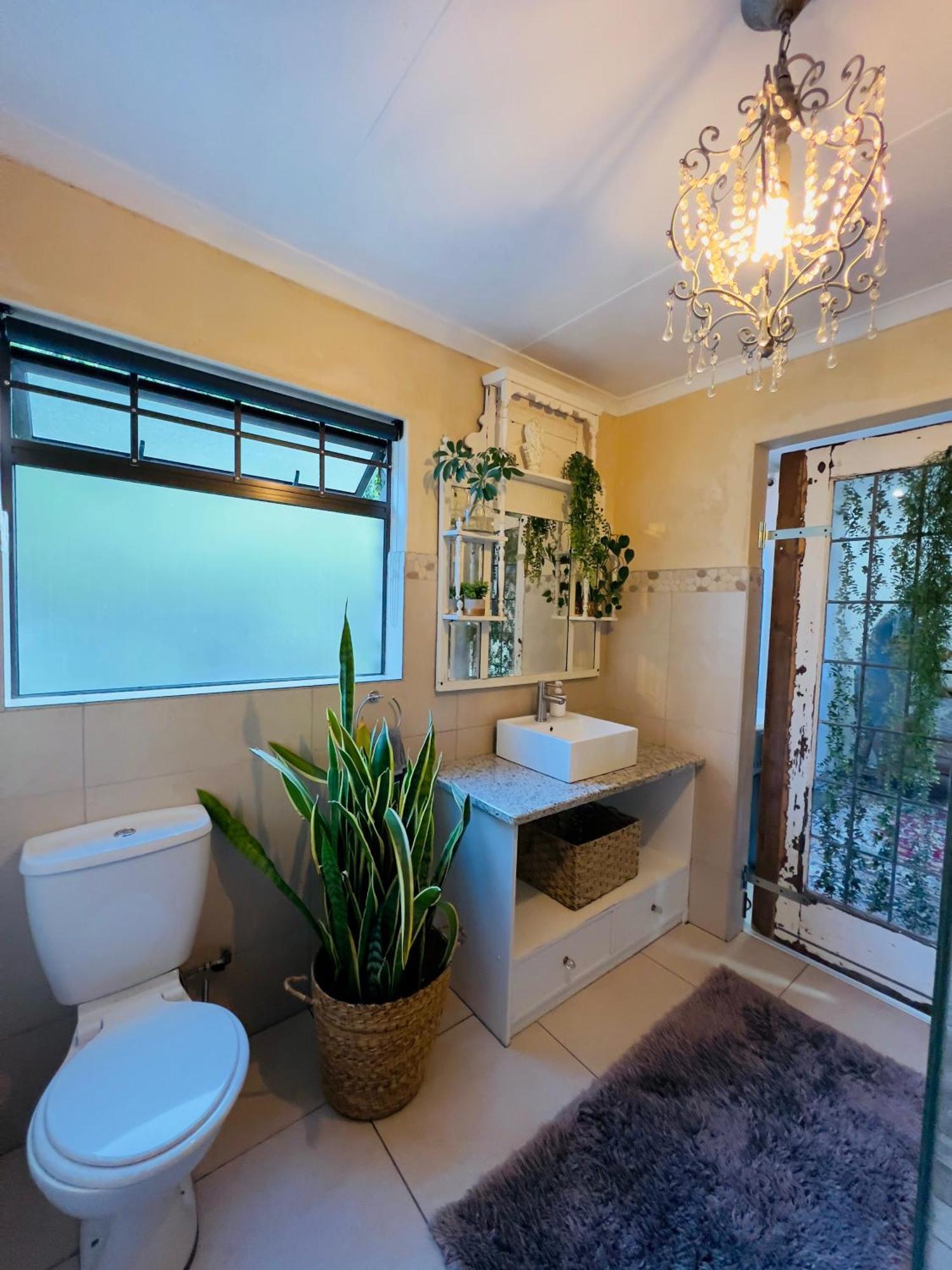 Art-Inspired Bedroom Close To Cbd Mossel Bay Exteriér fotografie
