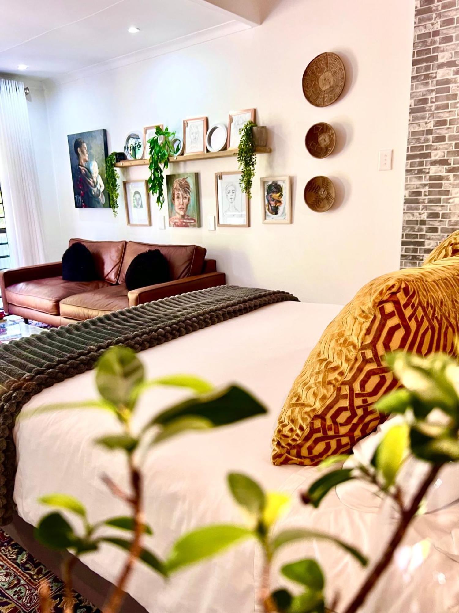 Art-Inspired Bedroom Close To Cbd Mossel Bay Exteriér fotografie