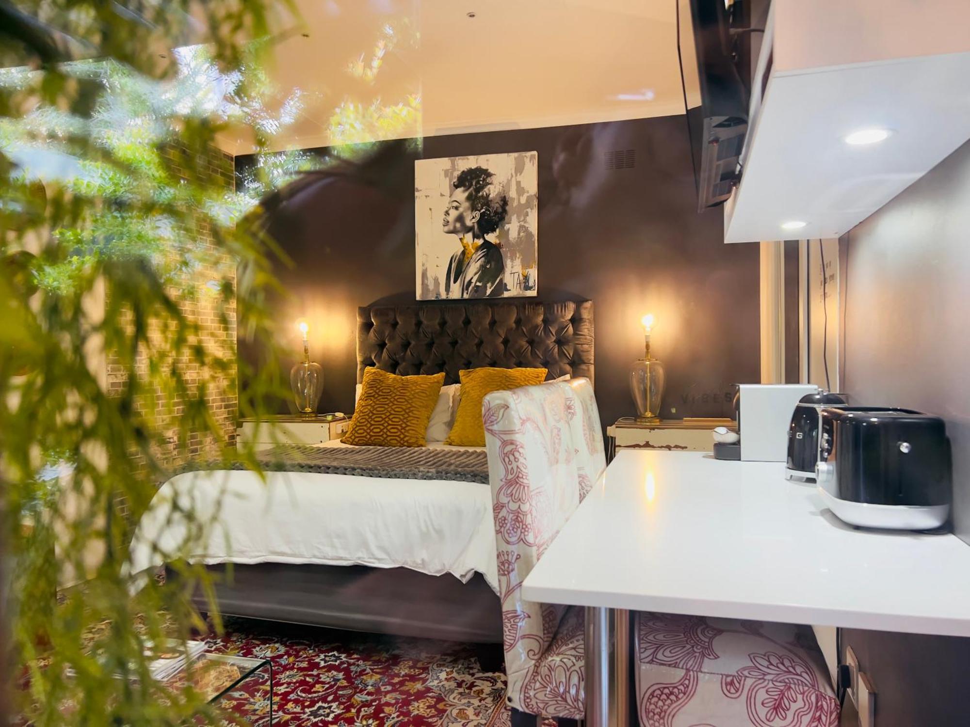 Art-Inspired Bedroom Close To Cbd Mossel Bay Exteriér fotografie